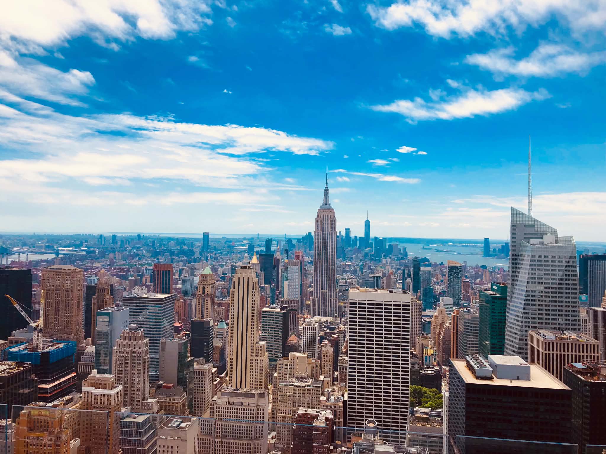 Het Empire State Building en de skyline van Manhattan, gezien vanaf Top of the Rock
